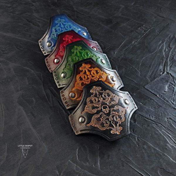Заколка автомат з натуральної шкіри з тисненням "Gothic Barrette"_Vintage Black HPN-15-0019 фото