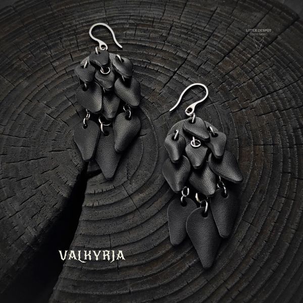 Сережки "Valkyrja" з натуральної шкіри ERS-VB-001 фото