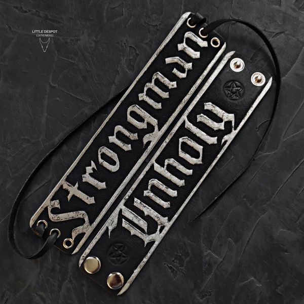 Шкіряний браслет "Goth" з тисненням Unholy | Готичний широкий браслет з пентаграмами BLT-00-004 фото