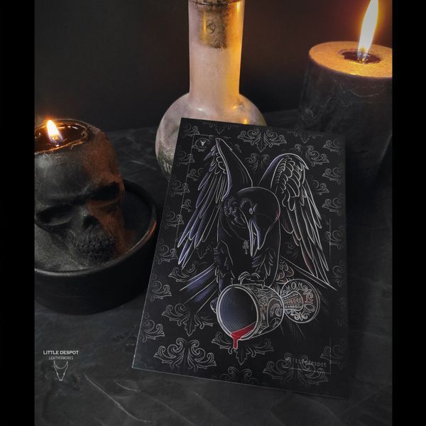 Чорна листівка з авторським дизайном "Goth Card"_Wine with Crow&nbsp; CRD-01-0601 фото