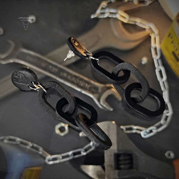 Сережки "Chains" з натуральної шкіри та сталі ERS-IND-001 фото