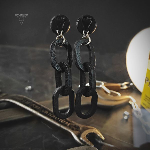 Сережки "Chains" з натуральної шкіри та сталі ERS-IND-001 фото